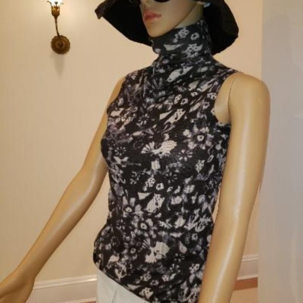 Italian Wool Top - Picture 7 of 9